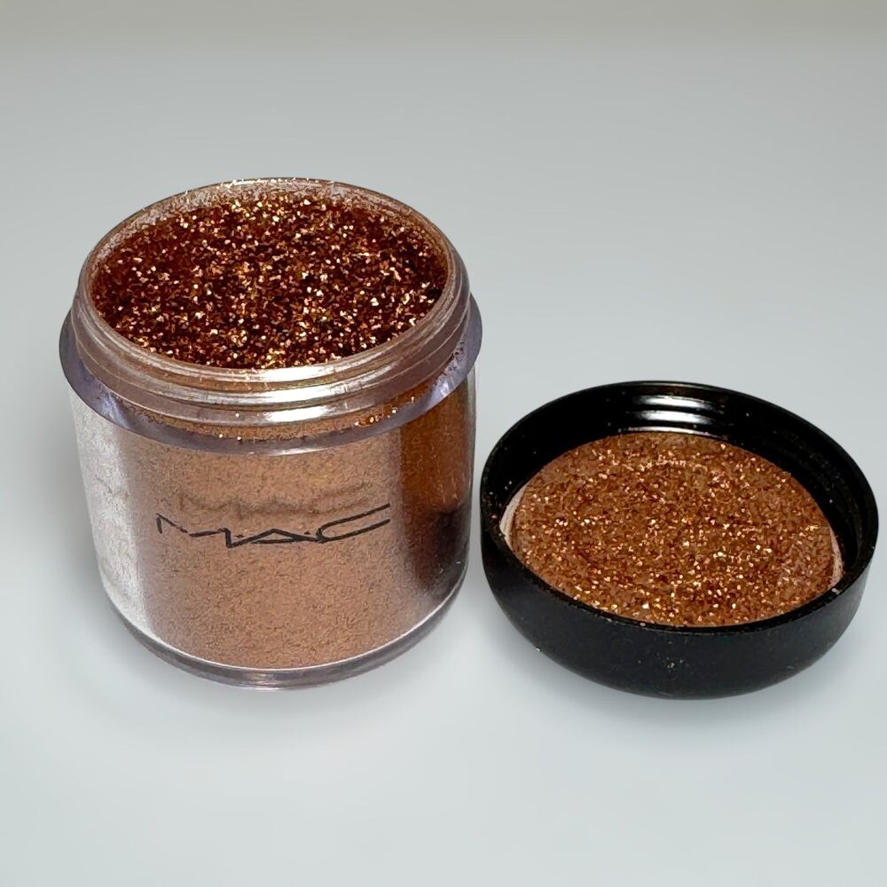 MAC Pigment RUSHMETAL (B37) 7.5g / .26oz Rare Discontinued Full Size
